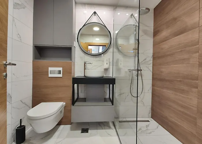 The * Ζλάτιμπορ